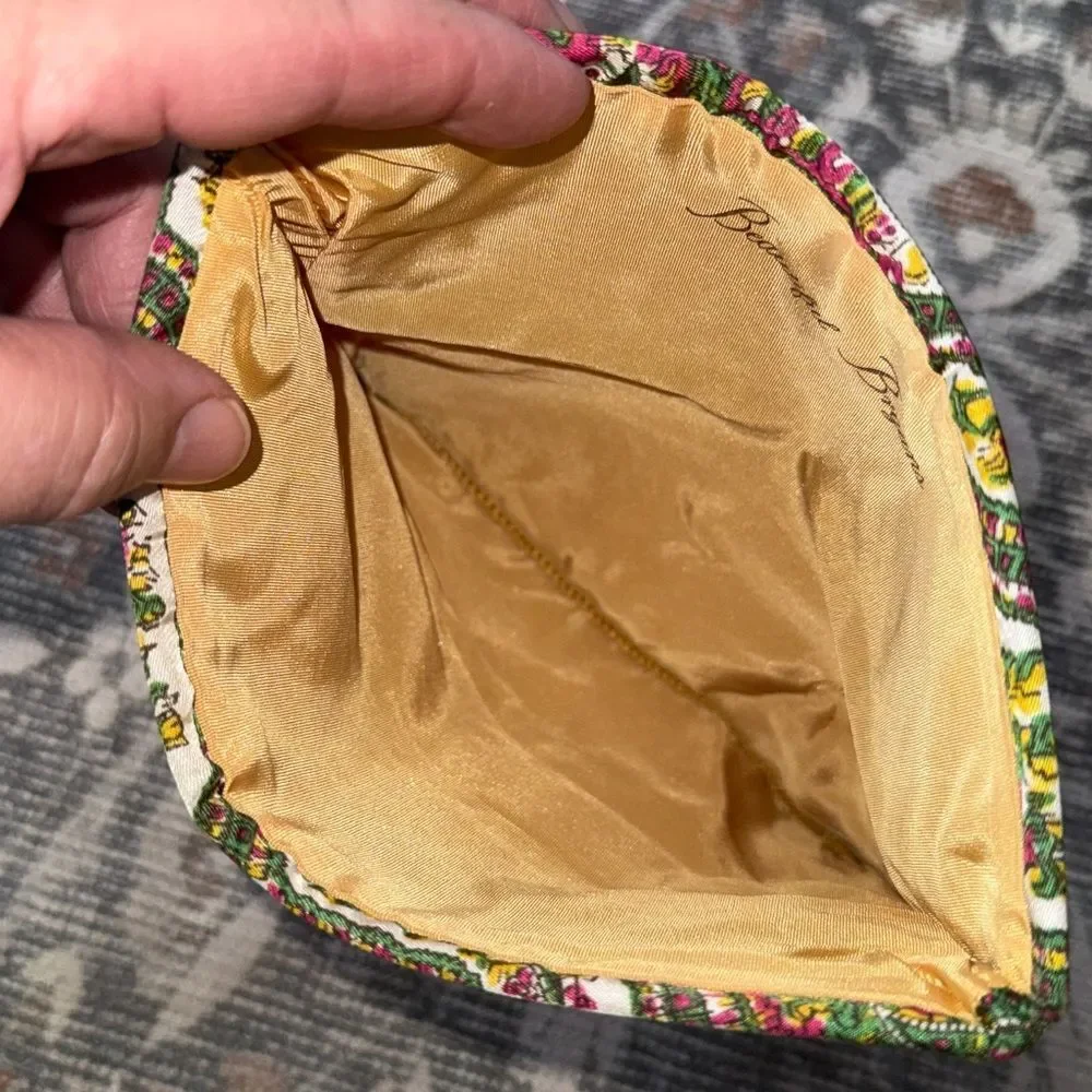 Vintage Beautiful Bryans hosiery bag